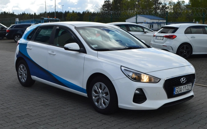Hyundai I30 cena 29889 przebieg: 362101, rok produkcji 2017 z Sławno małe 154